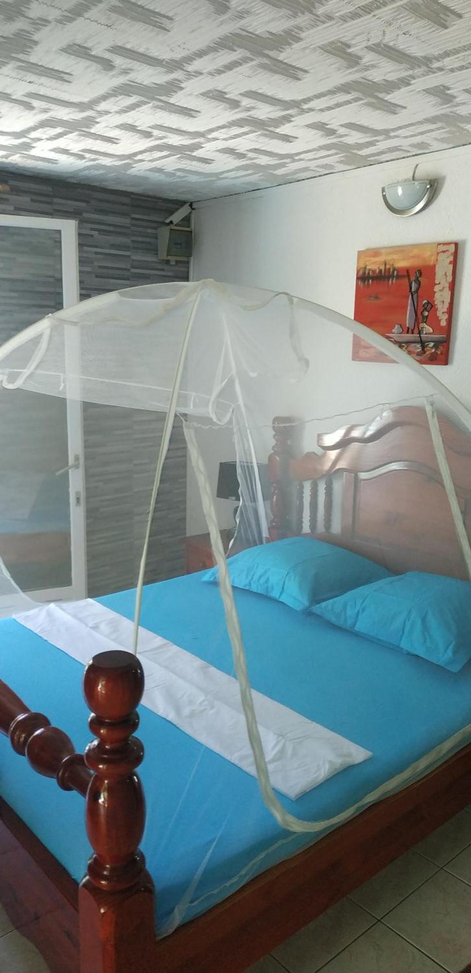 Meryem Trinité  Chambre photo